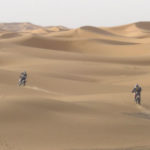 Raid et randonnée moto enduro au Maroc, dunes de Merzouga